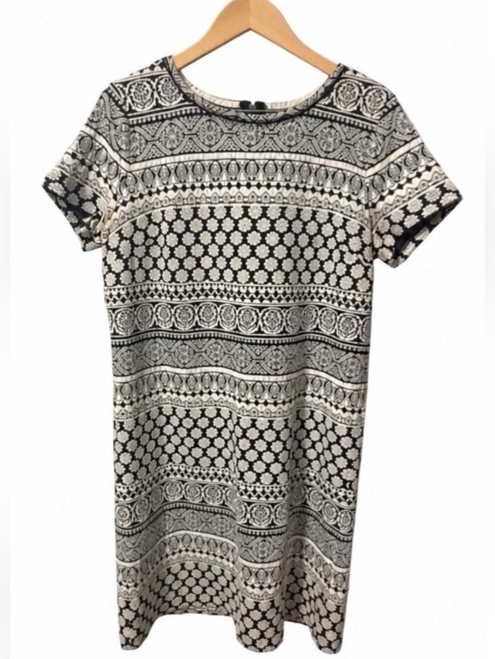 3 for $15 SALE! LOFT Black and White Patterned Short Sleeve Midi Dress